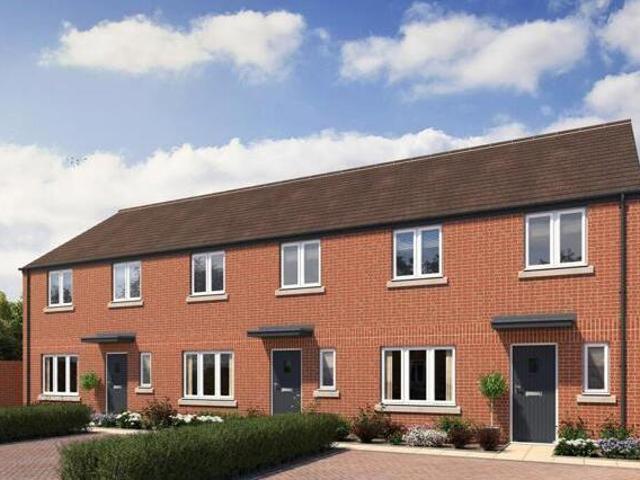 House for sale in Chertsey, Runnymede