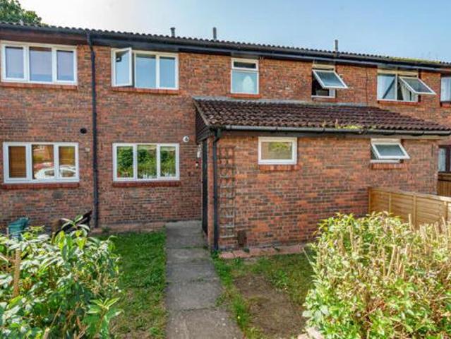 House for sale in Chertsey, Runnymede