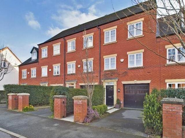 House for sale in Upton-by-Chester, Two Mills