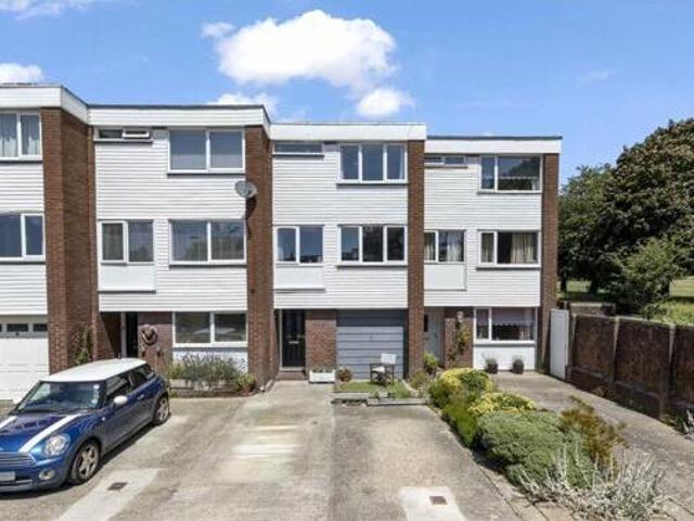 House for sale in Chichester, Littlecote