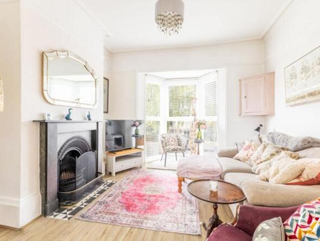 Cottage for sale in Forthampton, Worcestershire