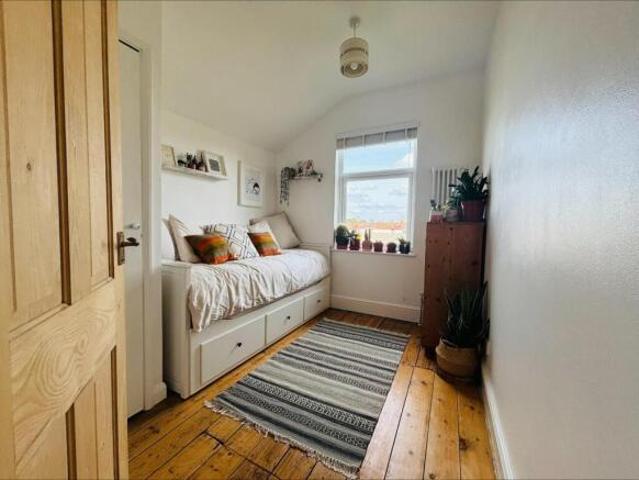 Cottage for sale in Northampton, Northamptonshire