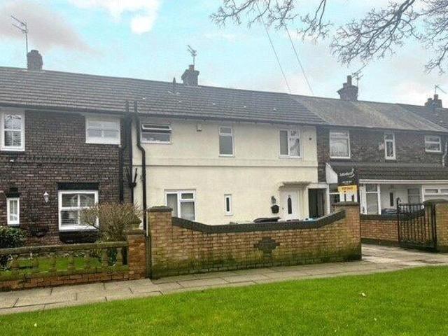 House for sale in Calderstones