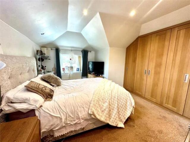 Cottage for sale in Swindon