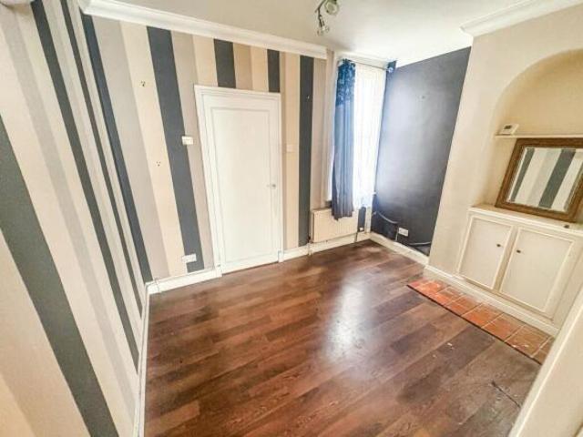 Cottage for sale in Cauldwell, Bedford
