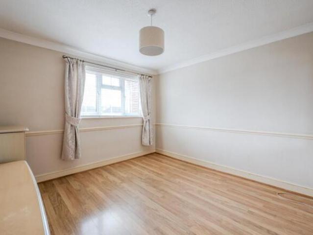 Cottage for sale in Alton Barnes