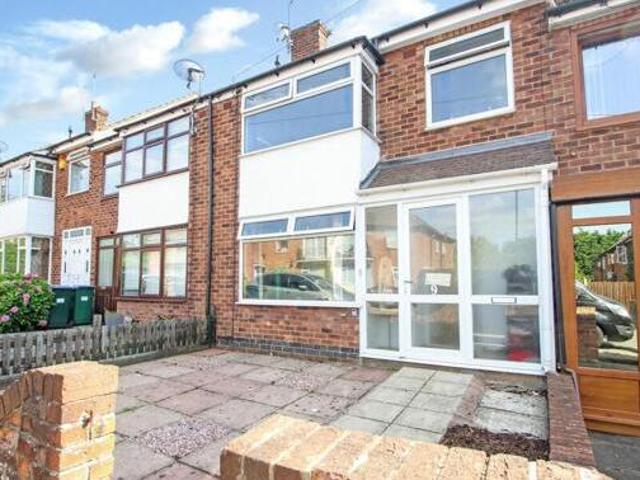 House for sale in Tollbar End, West Midlands