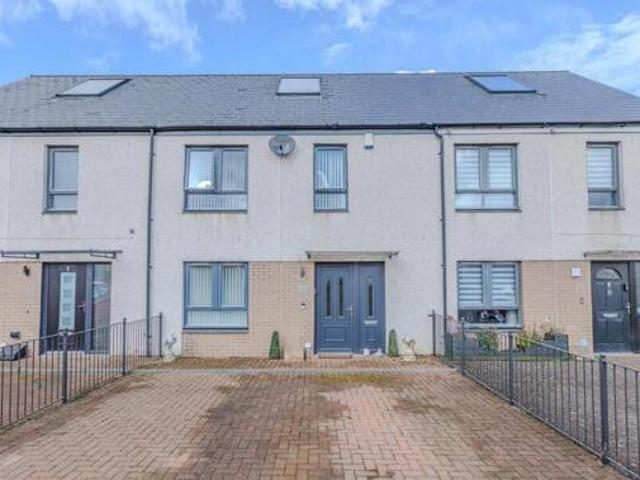 House for sale in Leuchatsbeath, Cowdenbeath