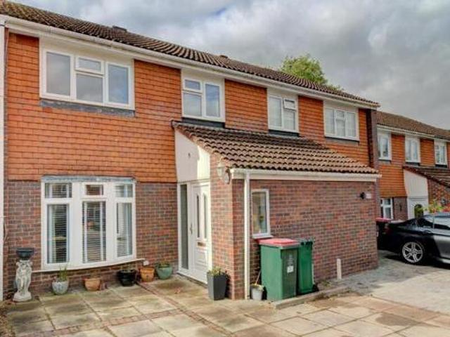 House for sale in Ifield West, Crawley
