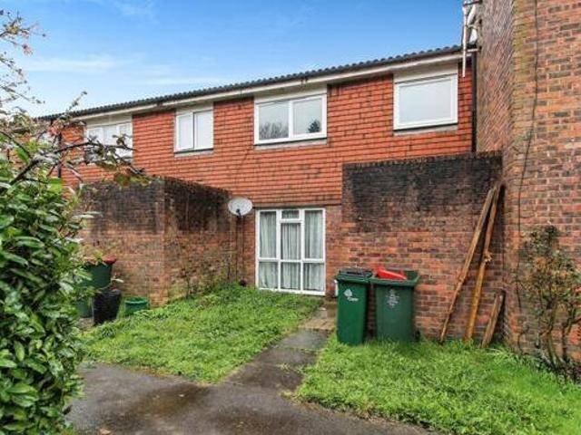 House for sale in Bewbush, Crawley