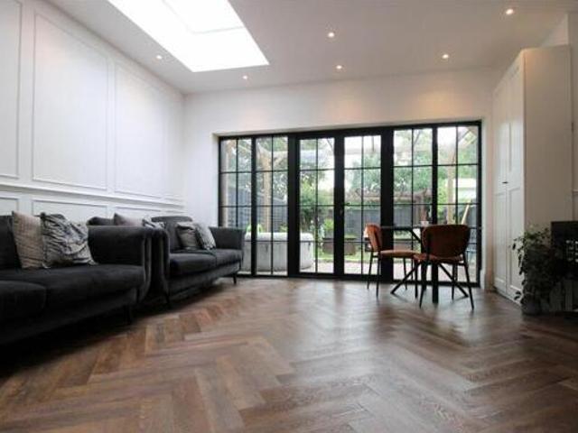 House for sale in Surrey