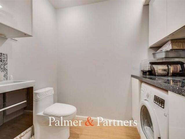 Cottage for sale in North Springfield, Chelmsford