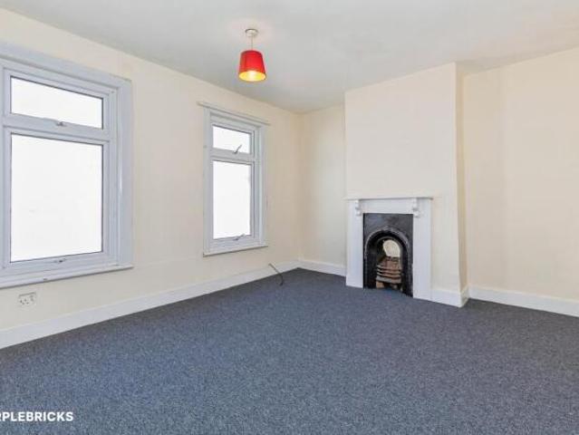 Cottage for sale in Chatham