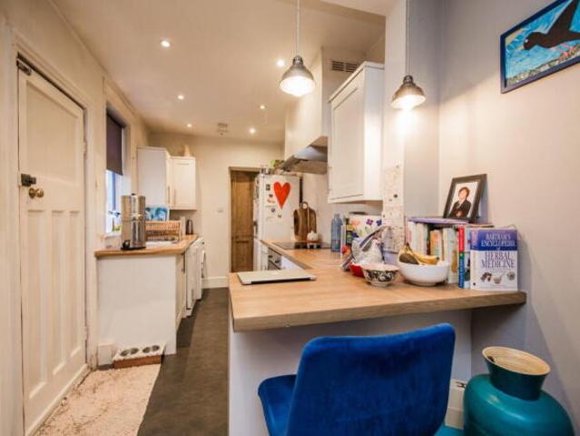Cottage for sale in Ferndale, Sandown Park