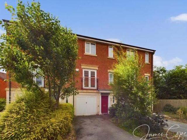 House for sale in East Midlands