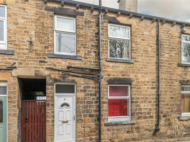 House for sale in Dewsbury, West Yorkshire