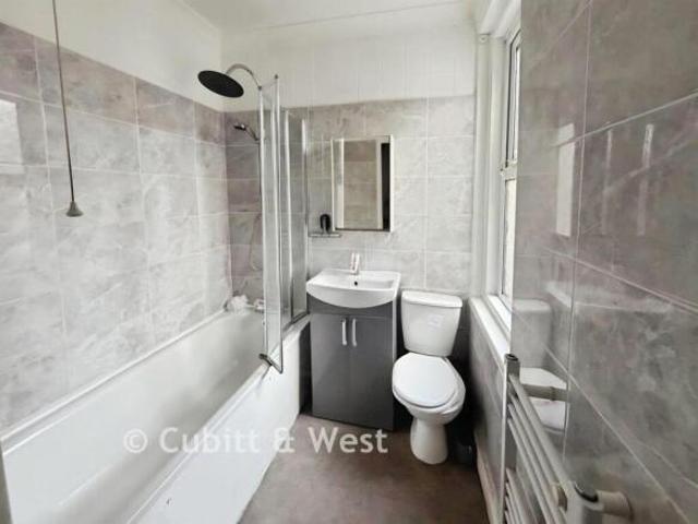 Cottage for sale in City Of Portsmouth