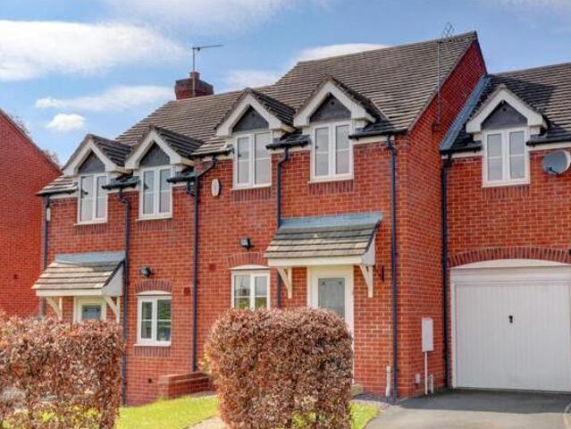 House for sale in Crookhill, Worcestershire