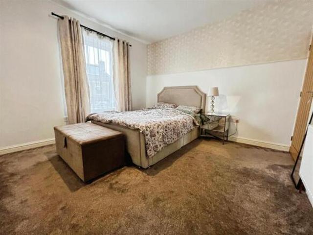 Cottage for sale in Bradford, West Yorkshire