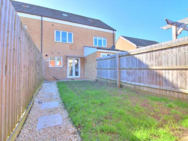 Cottage for sale in Northampton, Northamptonshire