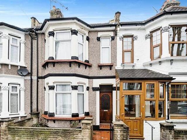 House for sale in London, Greater London