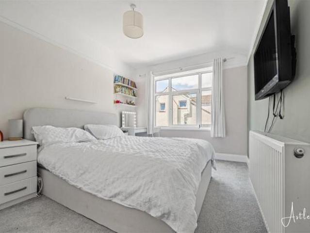Cottage for sale in Sketty, Wales