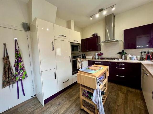 Cottage for sale in Calderstones