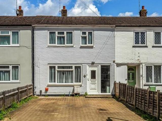 House for sale in The Butts, Kent