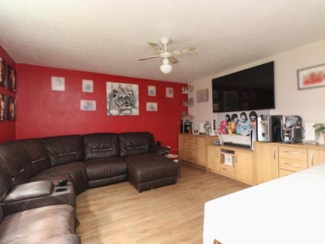 Cottage for sale in East Cliftonville, Thanet