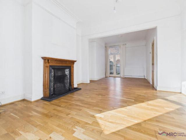 Cottage for sale in Hull, City Of Kingston Upon Hull