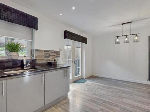 Cottage for sale in Yoker, Scotland