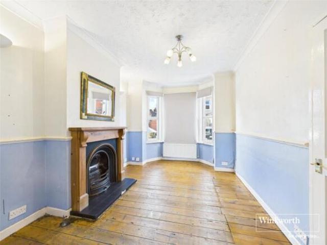 Cottage for sale in Reading
