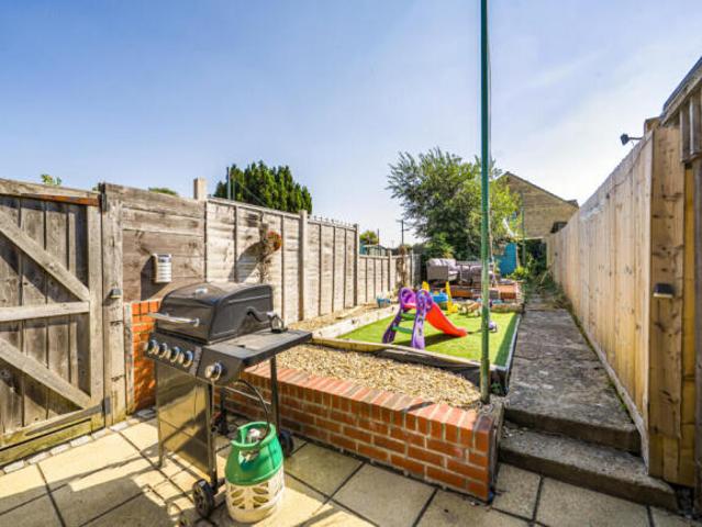 Cottage for sale in Kingsdown, Swindon