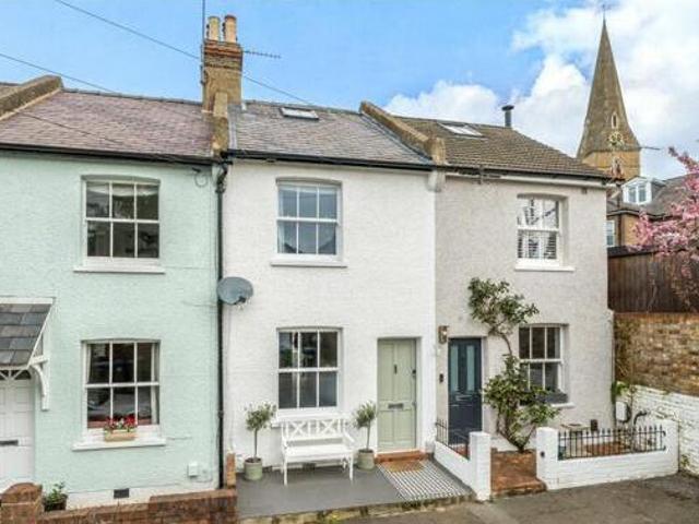 House for sale in Lower Green Esher, Blackhills