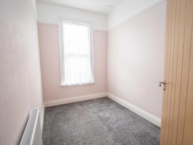 Cottage for sale in Mount Wise