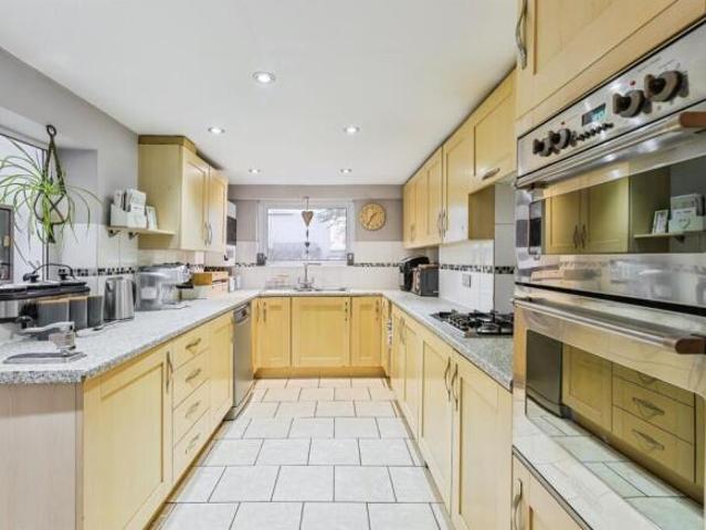 Cottage for sale in Mount Wise