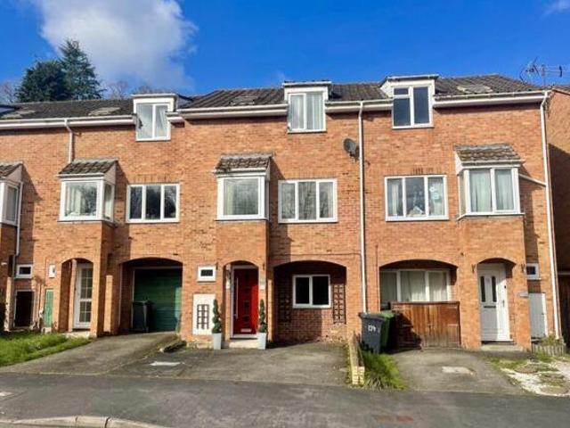 House for sale in Foxhayes, Watergate