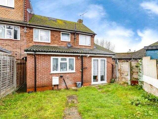 Cottage for sale in Watford, Hertfordshire
