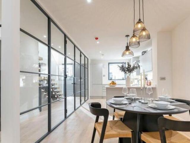 House for sale in Ewens Farm, Golden Valley