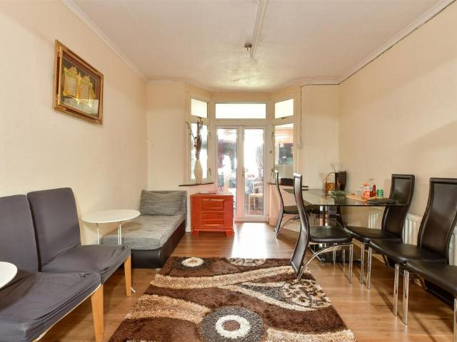 Terraced House for sale in Walthamstow