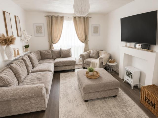 Cottage for sale in Thorplands, Northampton