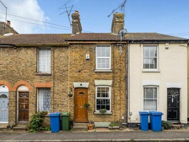 House for sale in Oad Street, Kent