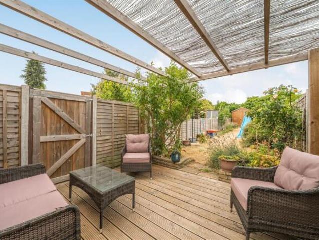 Cottage for sale in Fenlake, Bedford