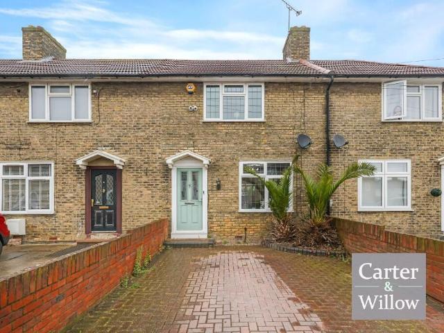 Terraced House for sale in Dagenham