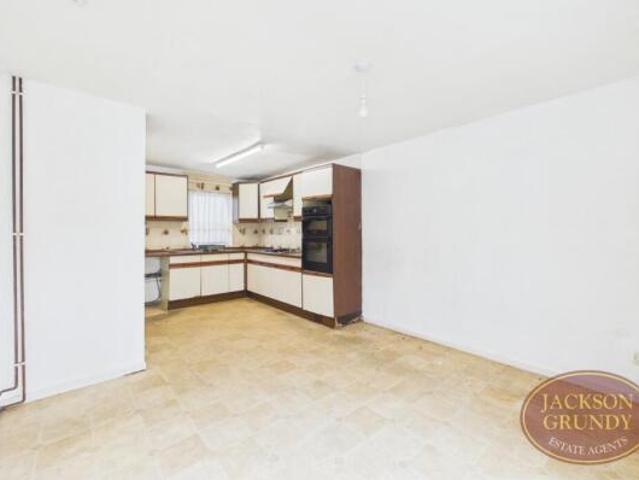 Cottage for sale in Lings, Northampton
