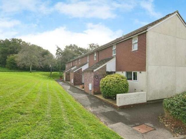 House for sale in Fleet, Hart
