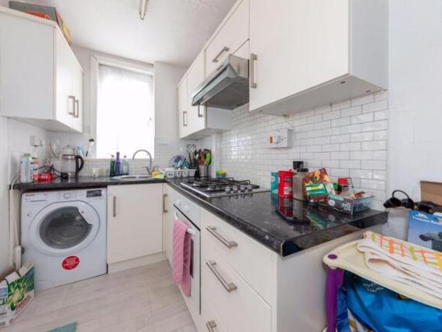 Cottage for sale in Edgware, Greater London
