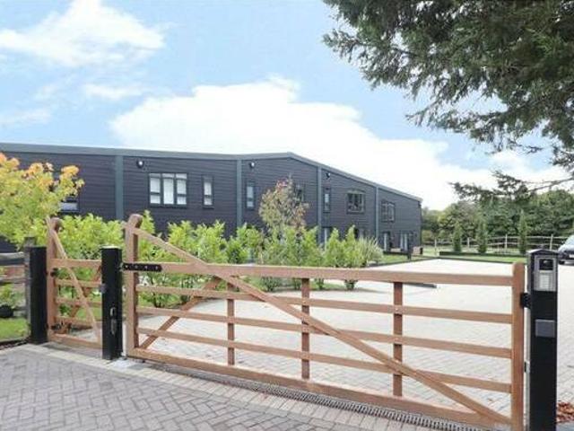 House for rent in Lyons, Greater London