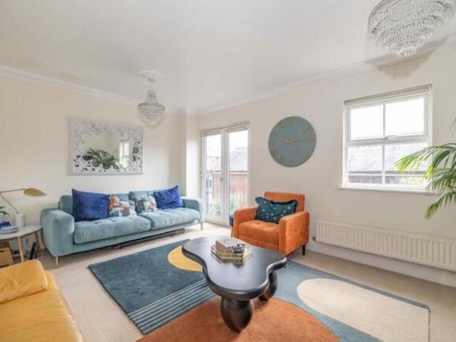 Cottage for sale in The Bridge, Kent