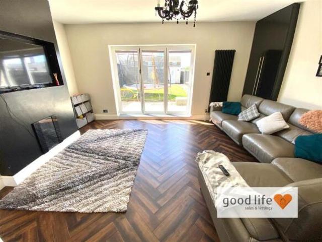 Cottage for sale in Ballindoch, Scotland